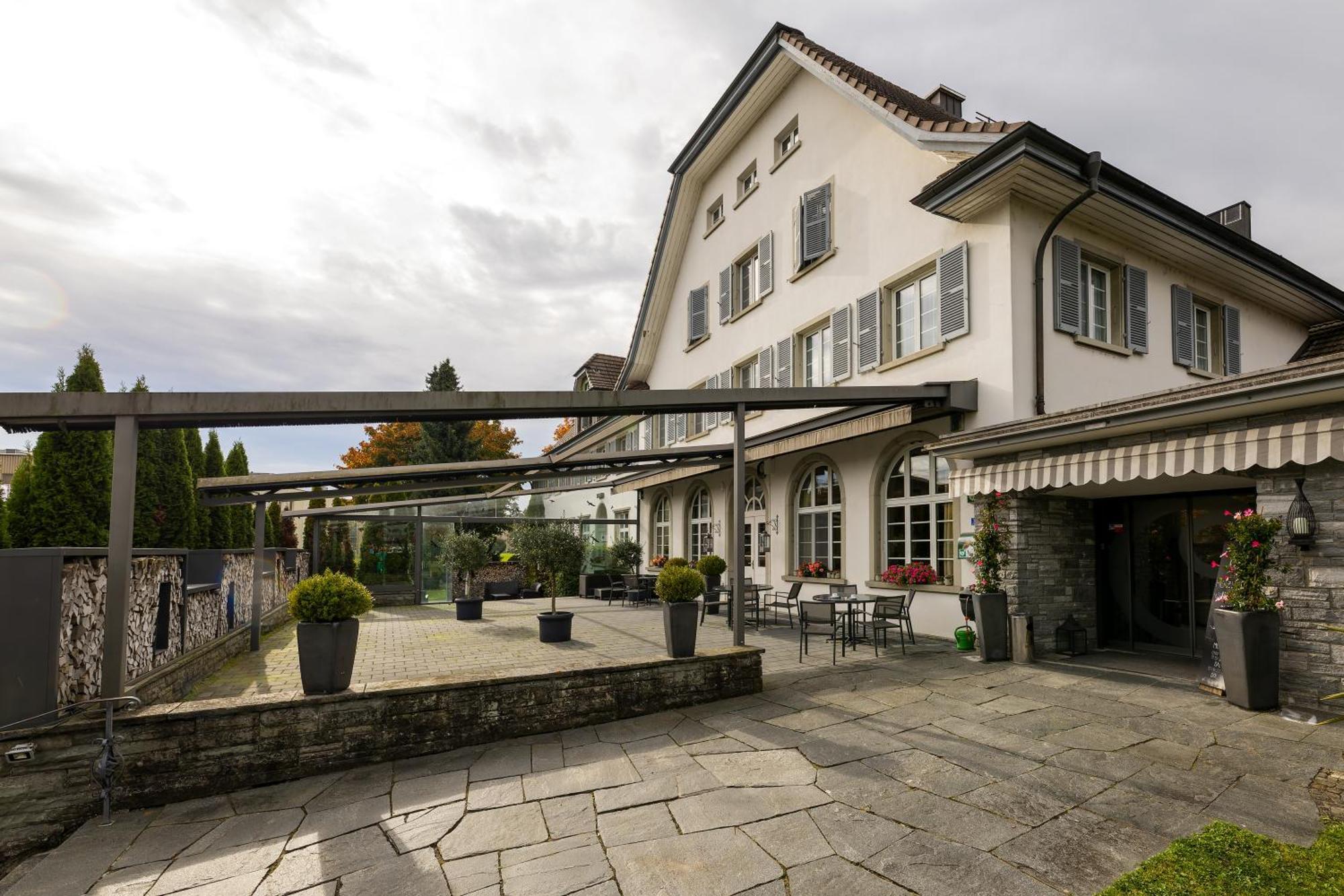Hotel & Gasthaus Die Perle Perlen Exterior photo
